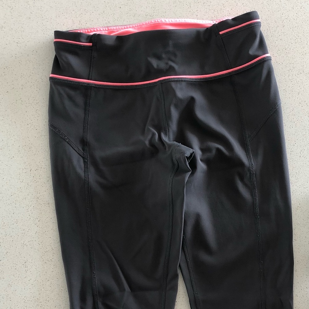 Lululemon 7/8 Grey Pace Queen running tights 4
